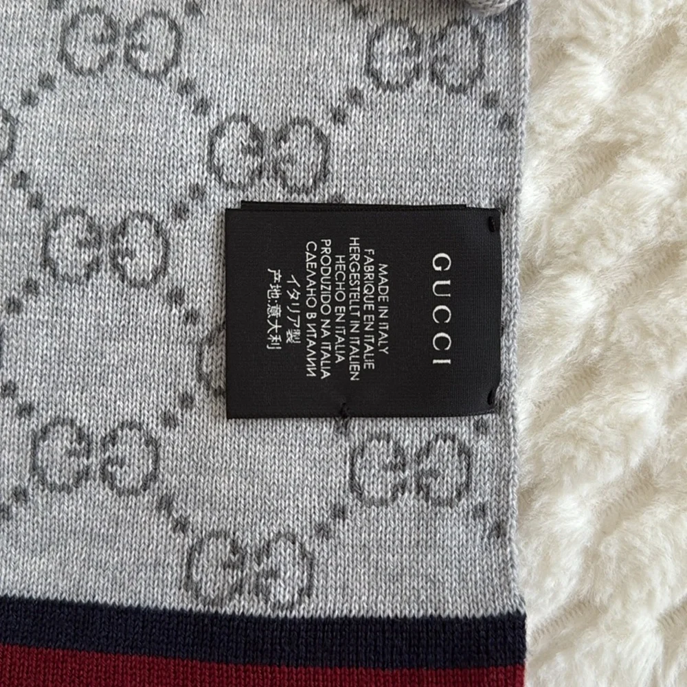 Gucci 100% Wool Scarf-Authentic-NWOT